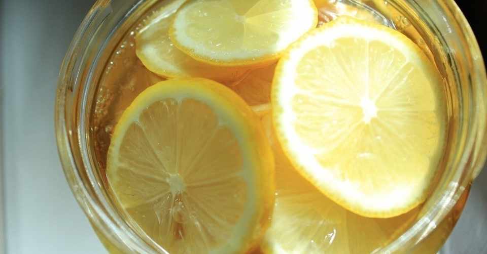 レモンを皮ごと黙って食べる ちかこ Note