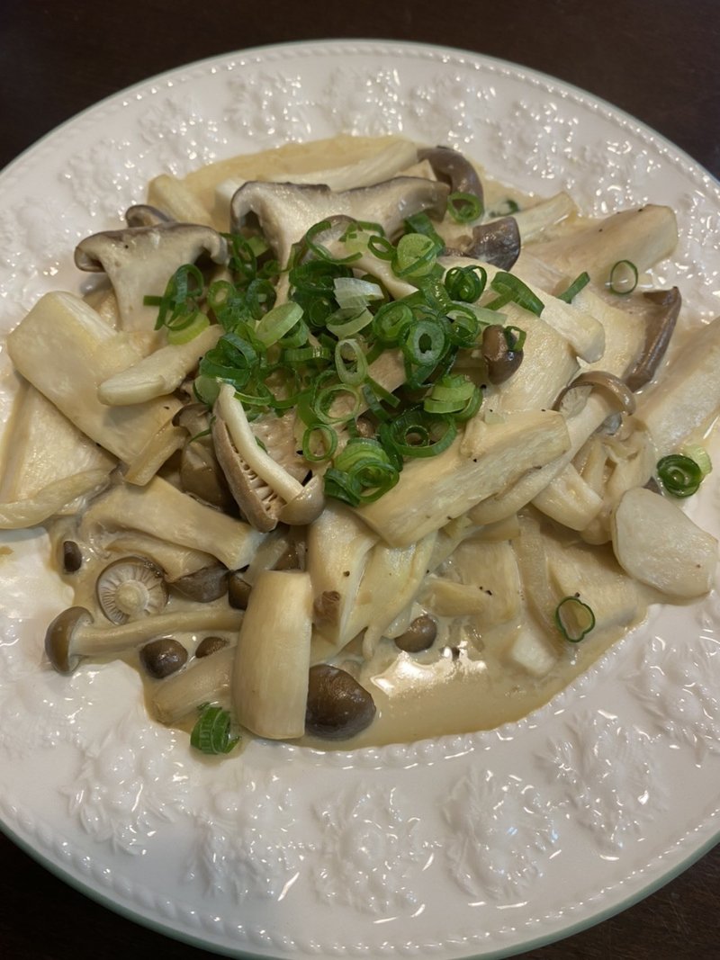 しめじとエリンギのマヨ醤油炒め 笑うオレンジ Note