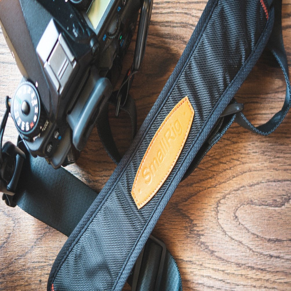 カメラストラップを買ってみた Smallrig速写ストラップ かどま フォトグラファー 写真家 Note