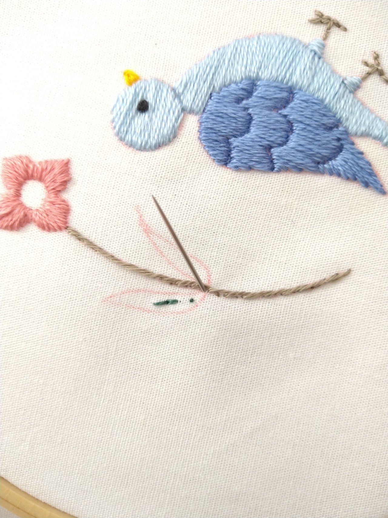 鳥とお花の刺繍をしてみよう* ステップ5 🌼完成🌼 〜花の刺繍