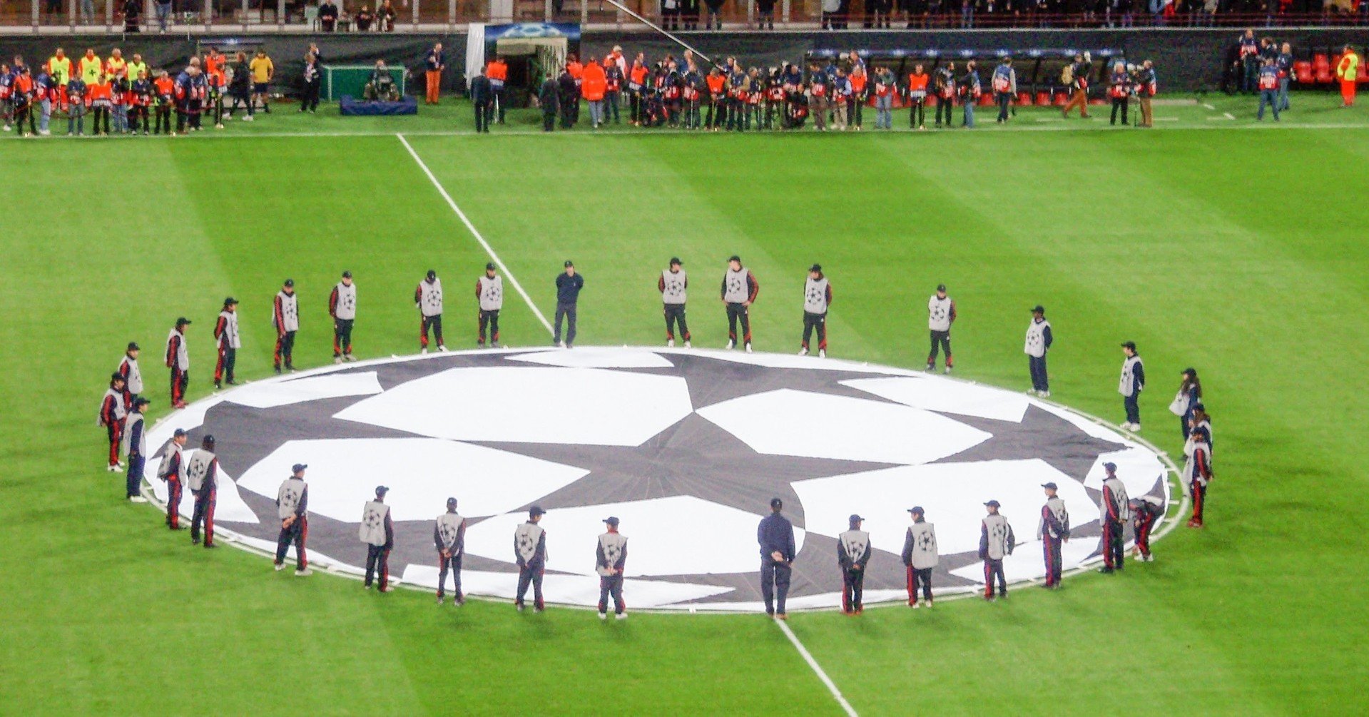 今週のスポーツクイズ Uefa Champions League編 六 Note 今週のスポーツクイズ Uefa Champions League編 六 Note