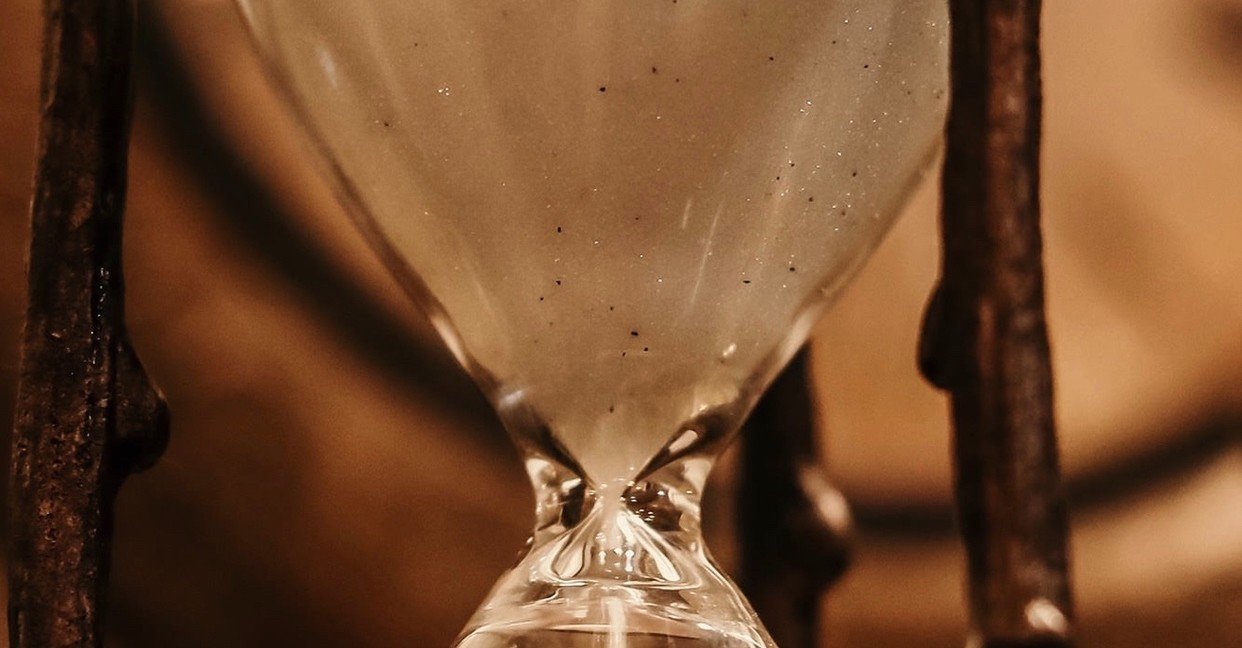 世にも奇妙な物語の 最後の喫煙者 一生 砂時計 Note