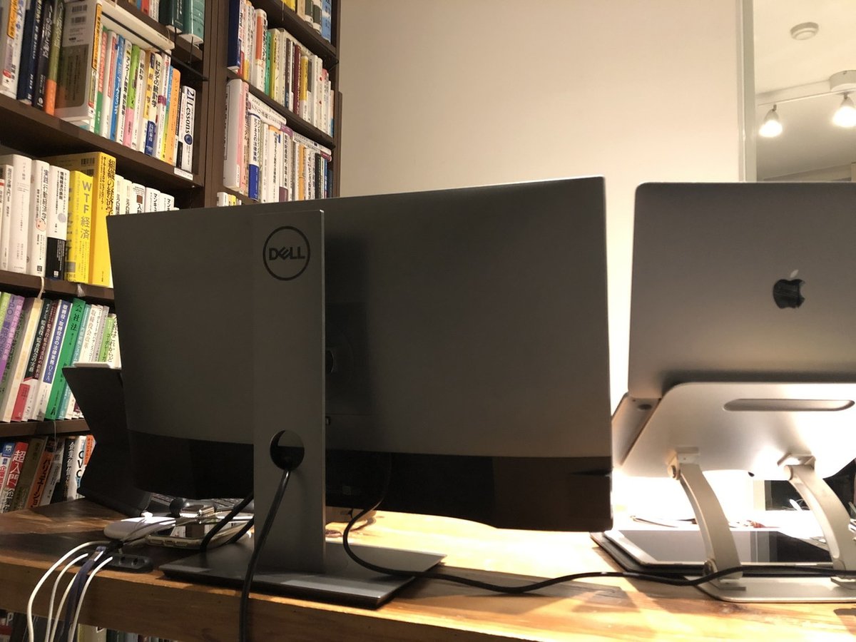 スリムベゼルでUSB-C接続できる4Kディスプレイ DELL U2720Q(M スリムベゼルでUSB-C接続できる4Kディスプレイ DELL U2720Q(M