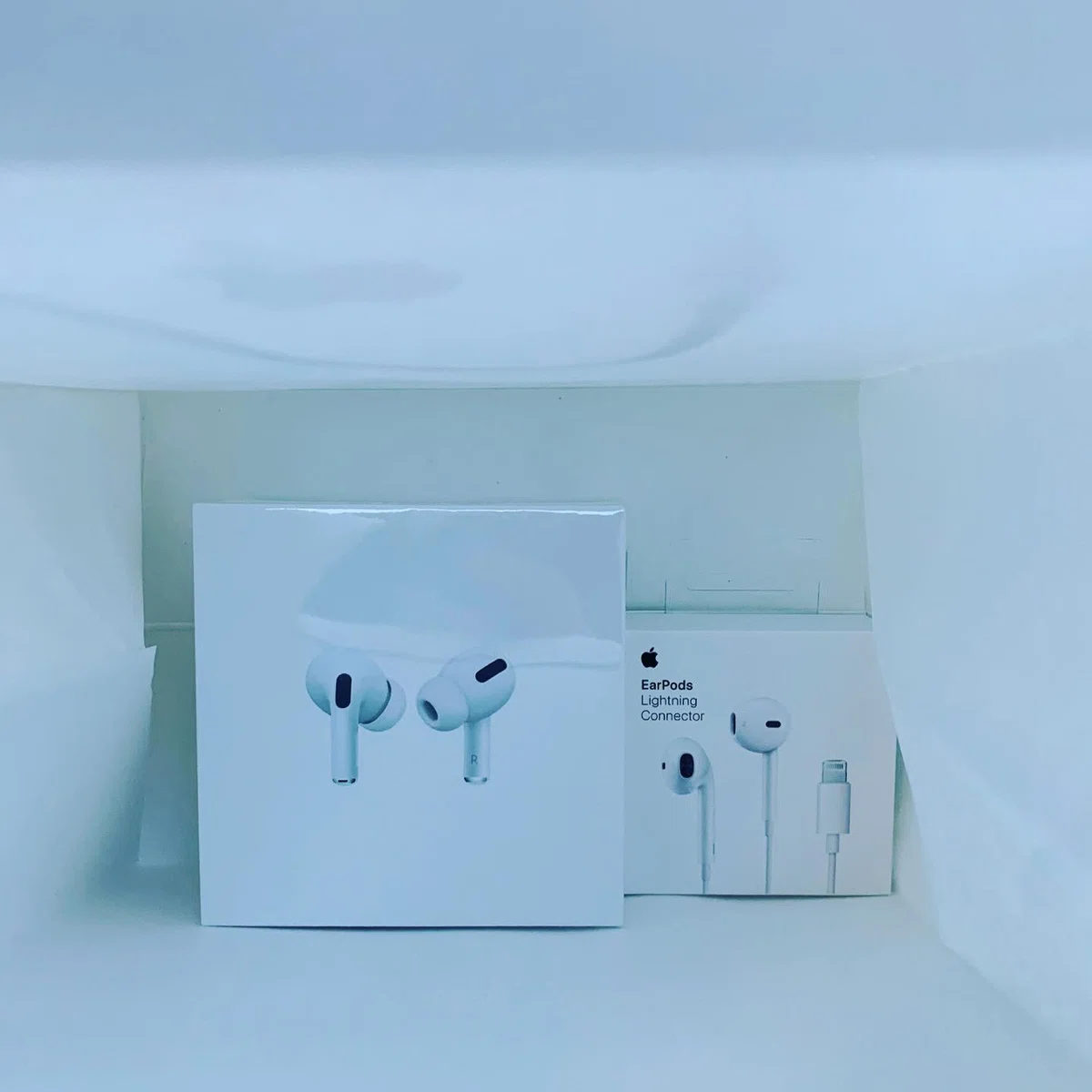 EarPods broke, so I got AirPods Pro｜井上真由美