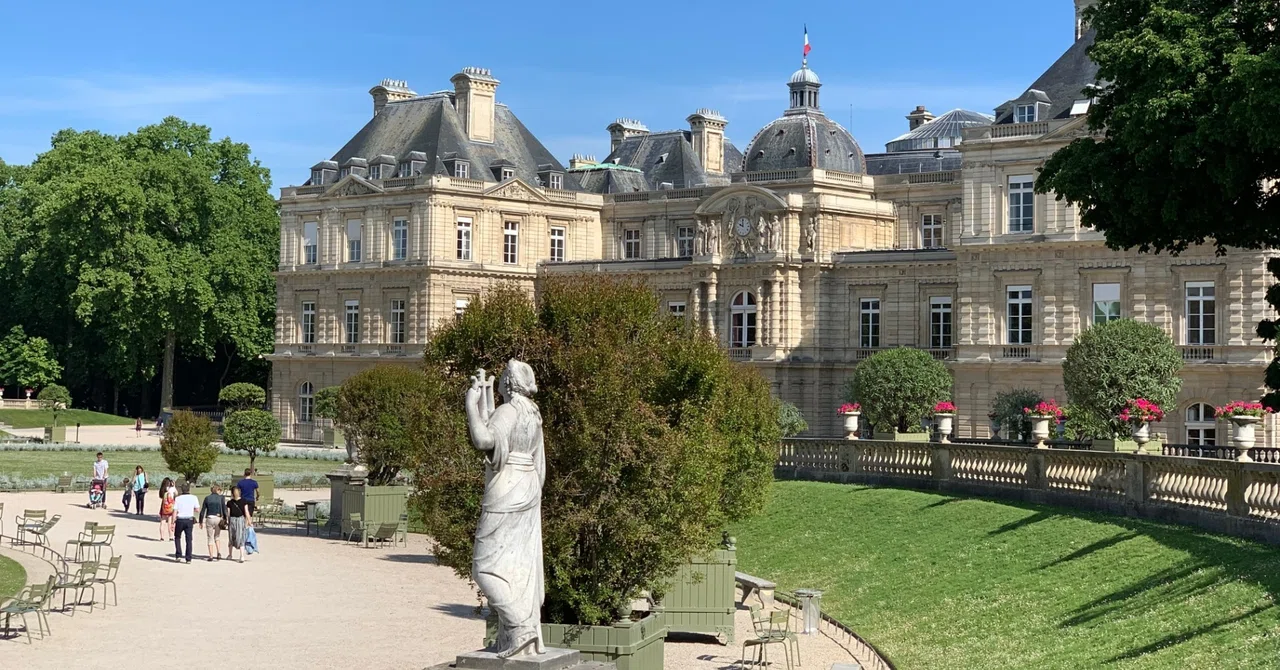 パリで一番大きい公園 Jardin Du Luxembourg リュクサンブール公園 パリ6区 公園 村山里美 パリ在住 58歳から単身パリへ移住 アラカンdeパリ Note