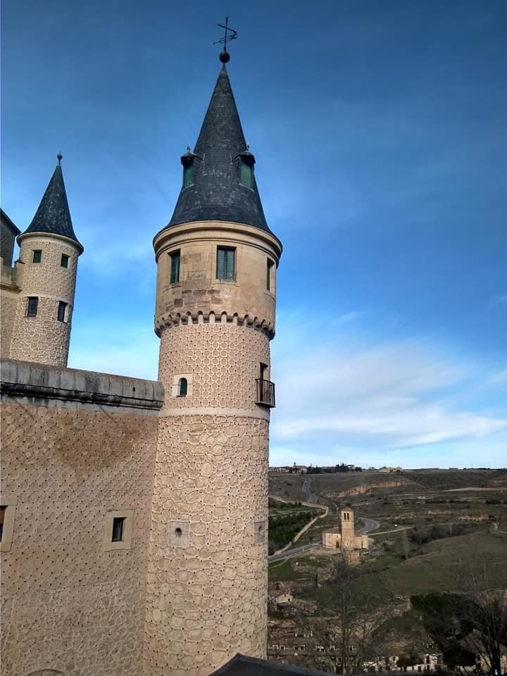1分間でスペイン旅行 11 ディズニーが白雪姫の映画を作る際に参考にしたお城がある事で有名な街 セゴビア 19年12月訪問 スペイン放浪生活 10年 Note 1分間でスペイン旅行 11 ディズニーが白雪姫の映画を作る際に参考にしたお城がある事で有名な街 セゴビア 19年12月訪問 スペイン放浪生活 10年 Note