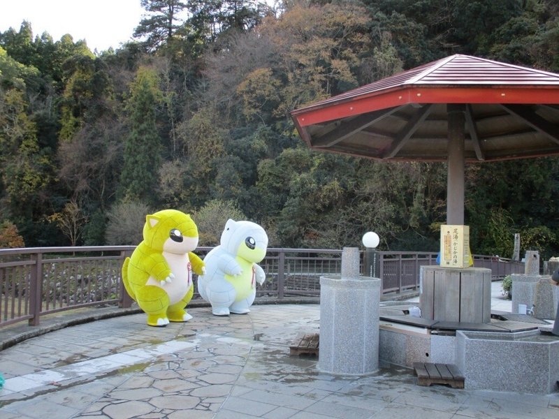 鳥取県三朝町 ポケふたのある三朝温泉街 momo Note 鳥取県三朝町 ポケふたのある三朝温泉街 momo Note