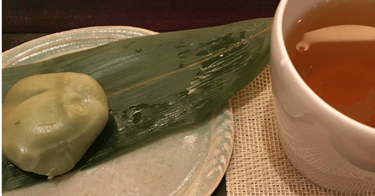 麩饅頭と加賀棒ほうじ茶