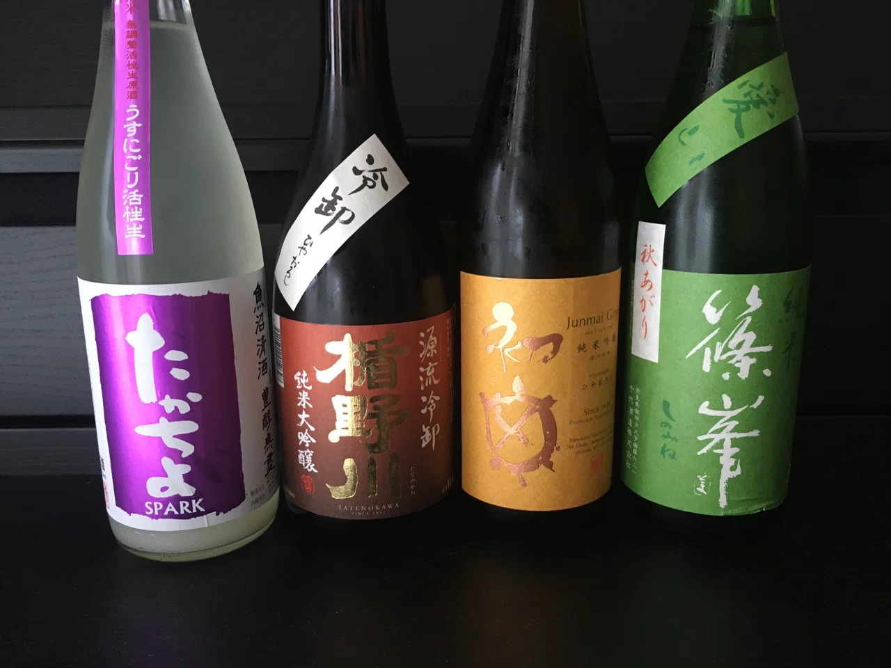 丁寧な梱包を解いて、日本酒の繊細な時間と繋がり直す。｜やす