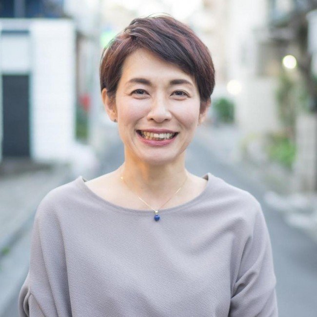 言葉の力 で社会を変えたい 現役の高校国語教師 上田祥子 Hassyadai Social理事就任の裏側 ハッシャダイソーシャル Note