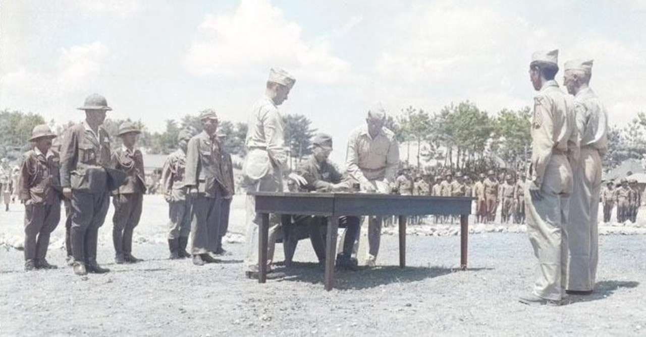 沖縄戦 １９４５年９月７日 沖縄戦降伏調印式 久米島の海軍鹿山隊の投降 沖縄戦の 終結 はいつなのか 棒兵隊 Note