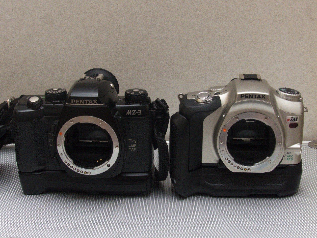 PENTAX MZ-3 バッテリーグリップFG FA28-70mmF4AL PENTAX MZ-3 バッテリーグリップFG FA28-70mmF4AL