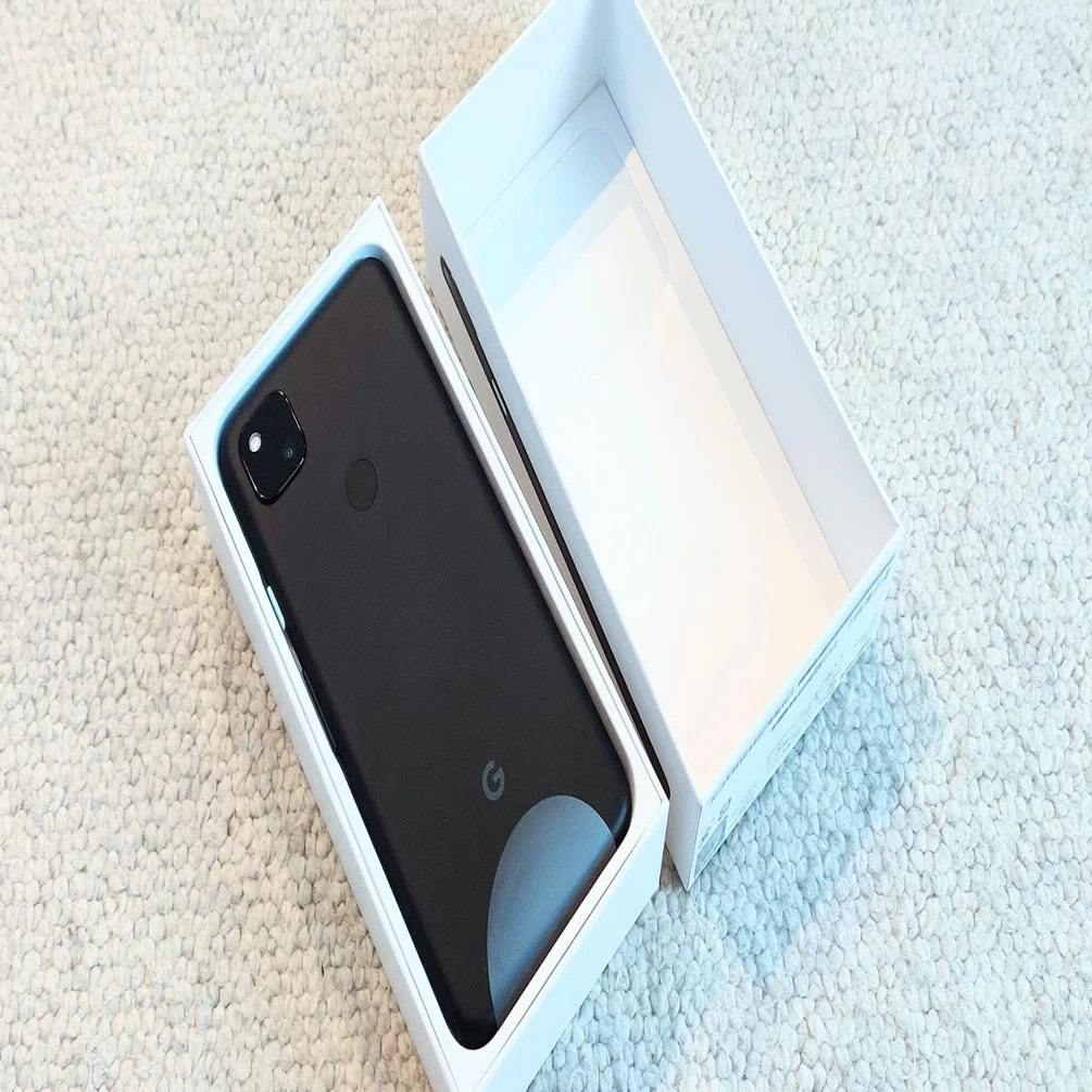 Pixel 4 の廉価版スマホ Pixel 4a を好き勝手にレビューしてみた｜池澤 