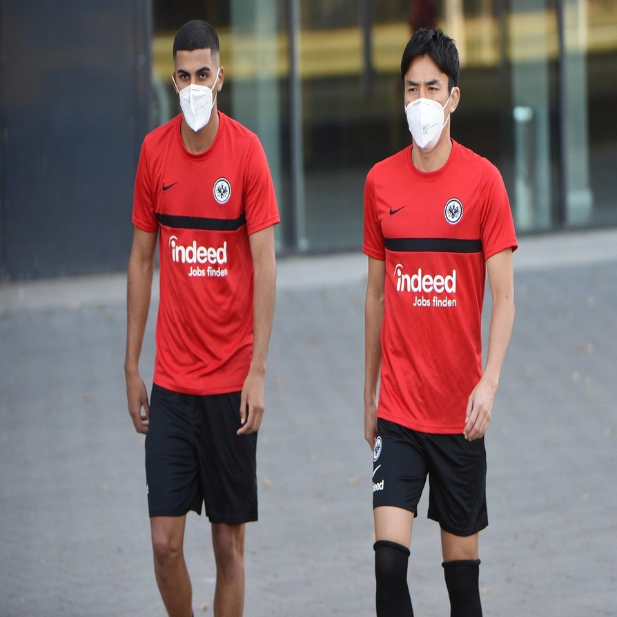 長谷部誠が語るコロナ禍 いまは 筋肉痛 すら愛おしい 文藝春秋digital