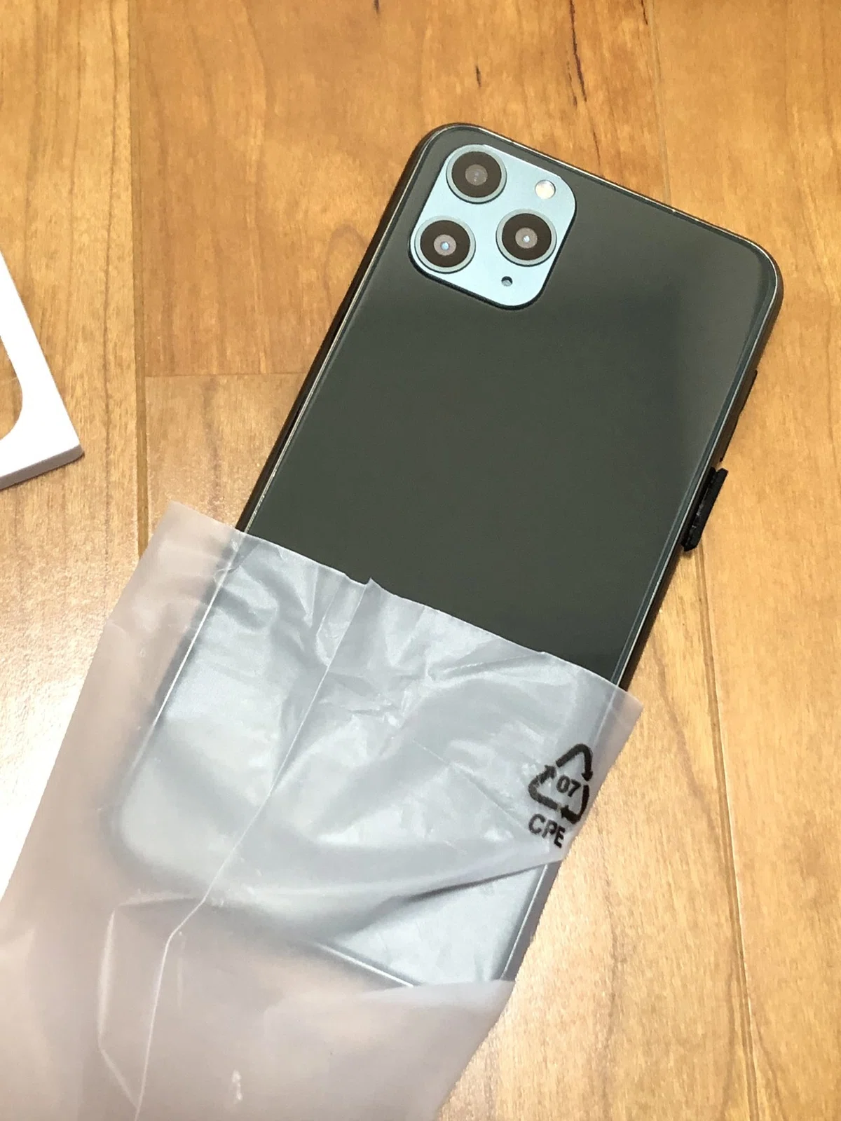 ゴミ通販でゴミを買う（レビュー第3弾 偽iPhone編）｜しむしこ