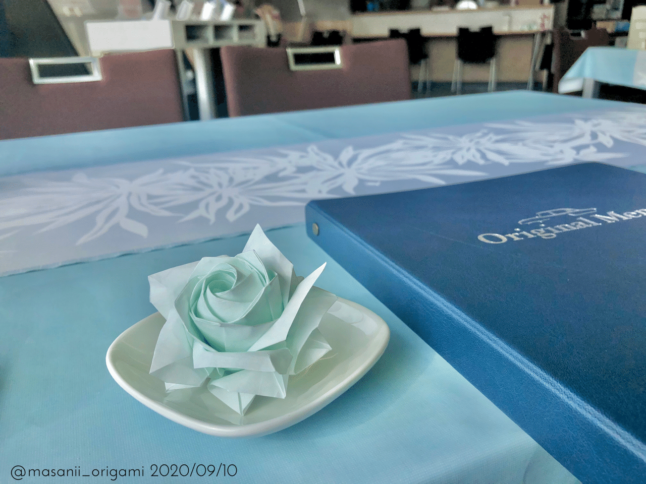 White Sato Rose 贈り物に 白い佐藤ローズ まさにぃ Note