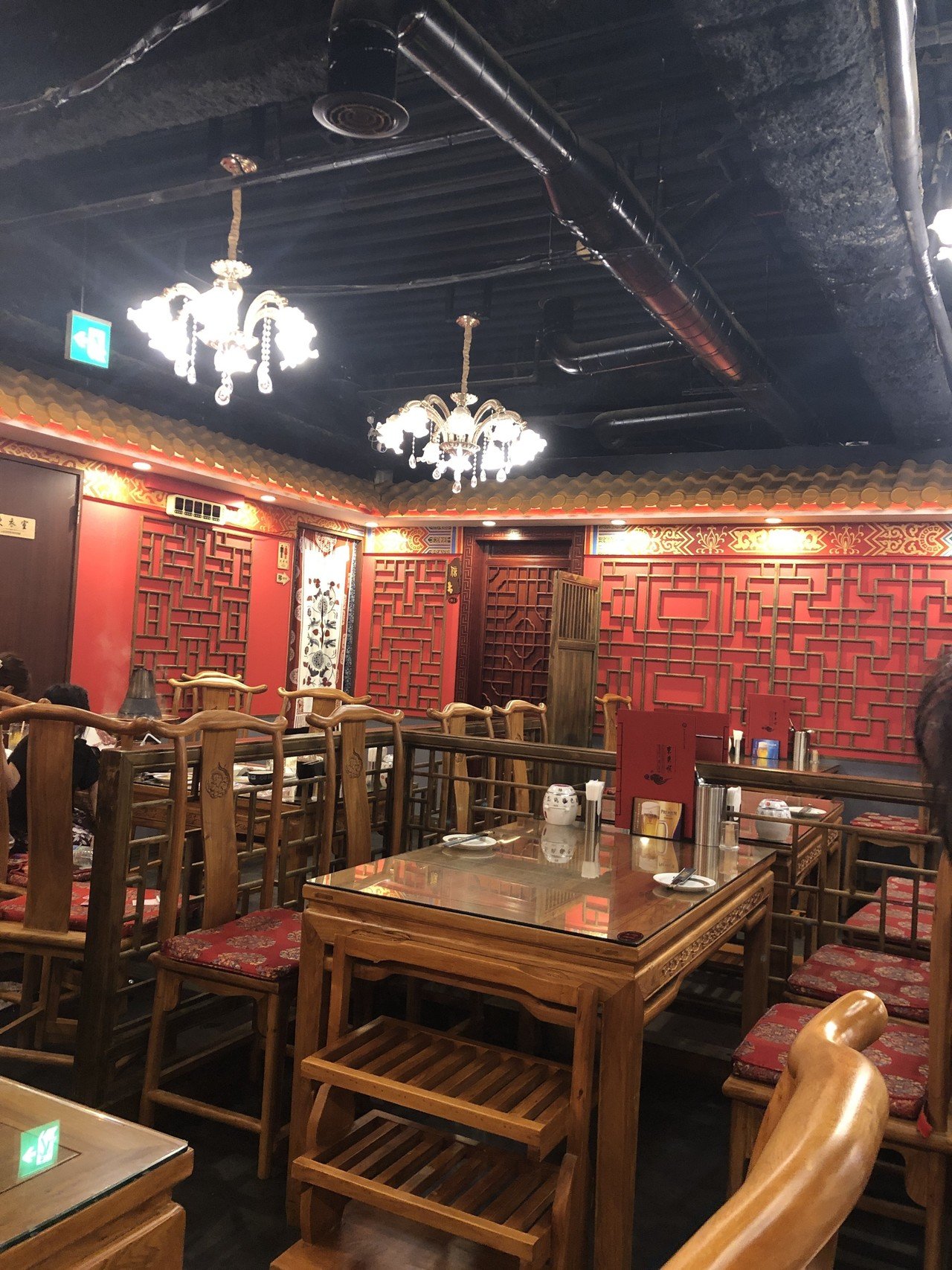 手に入らない「東来順」北京有名店の火鍋 飲み放題付き2,480円！池袋・東来順で北京火鍋を食らう！｜阿生
