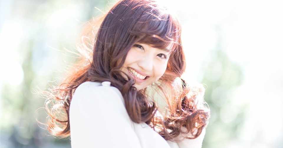 オトナ女子 ナチュラルな色気がポイント フェロモンを感じる女性の特徴とは イザちゃん Note