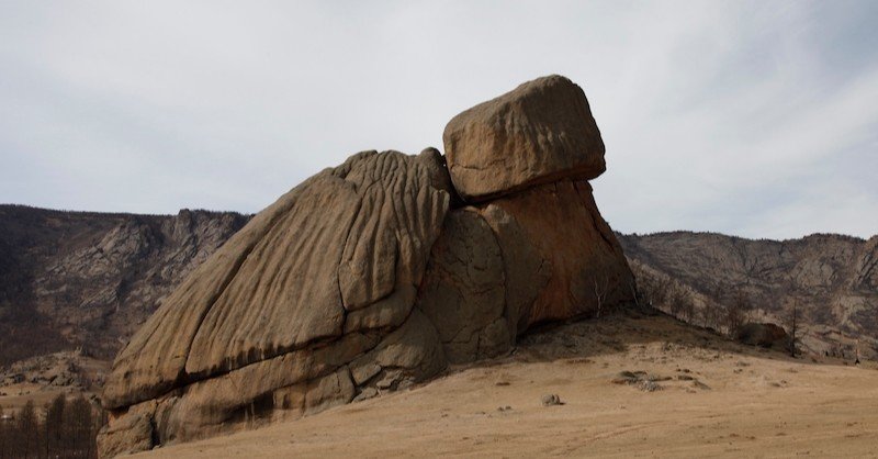 モンゴル　石 b831b96c02c50bc4e69ef1f29dae40