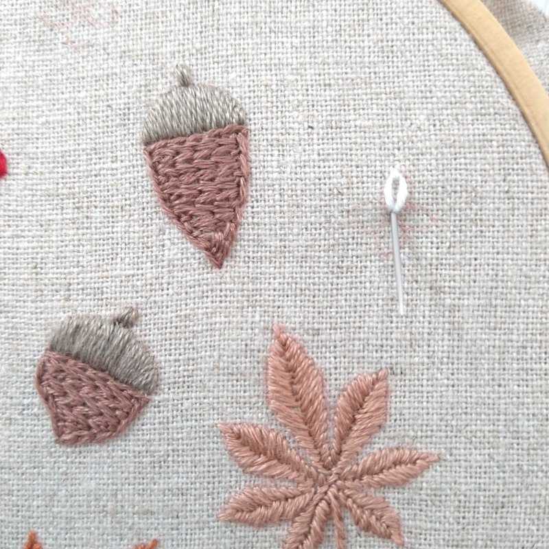 秋の植物の図案 無料ダウンロードで刺繍を楽しもう ステップ5 完成 Apostrophe S 刺繍雑貨作家 Note
