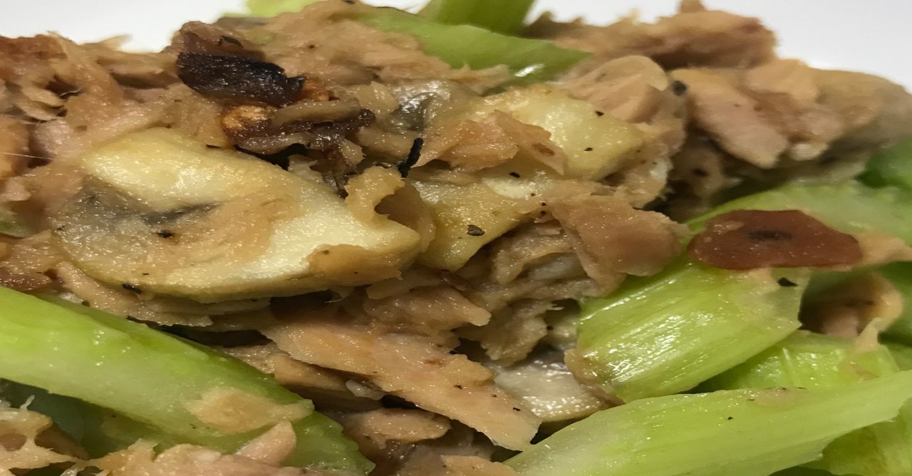 日記 セロリとツナの炒め物と白マッシュルーム味噌汁 ゆこ ぺんぎん丸 Note