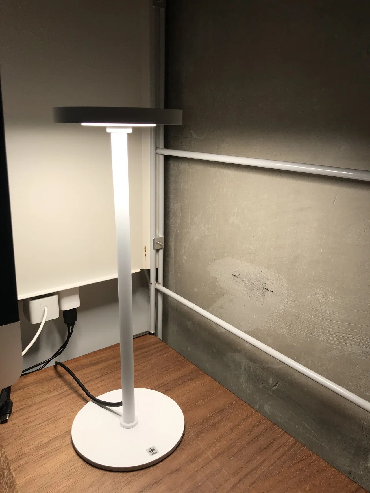 無印良品のSUSでテレワーク用デスクを作った話｜よね