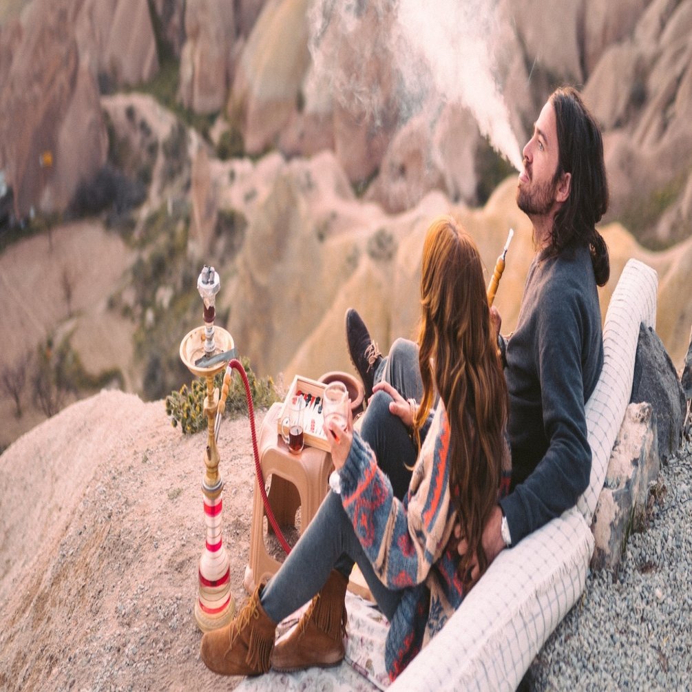 そうだ シーシャを吸いにいこう Sns疲れ いいね マウント合戦に疲れたあなたへ編 ねりな 練無 Note