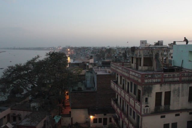 バラナシ 作業場探し 旅する漫画家shimi43 Note