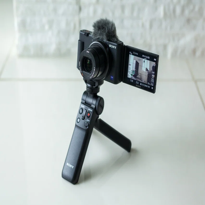 014 ソニーの最強Vlogカメラ「ZV-1」を完全体に！デメリット全てを解決 