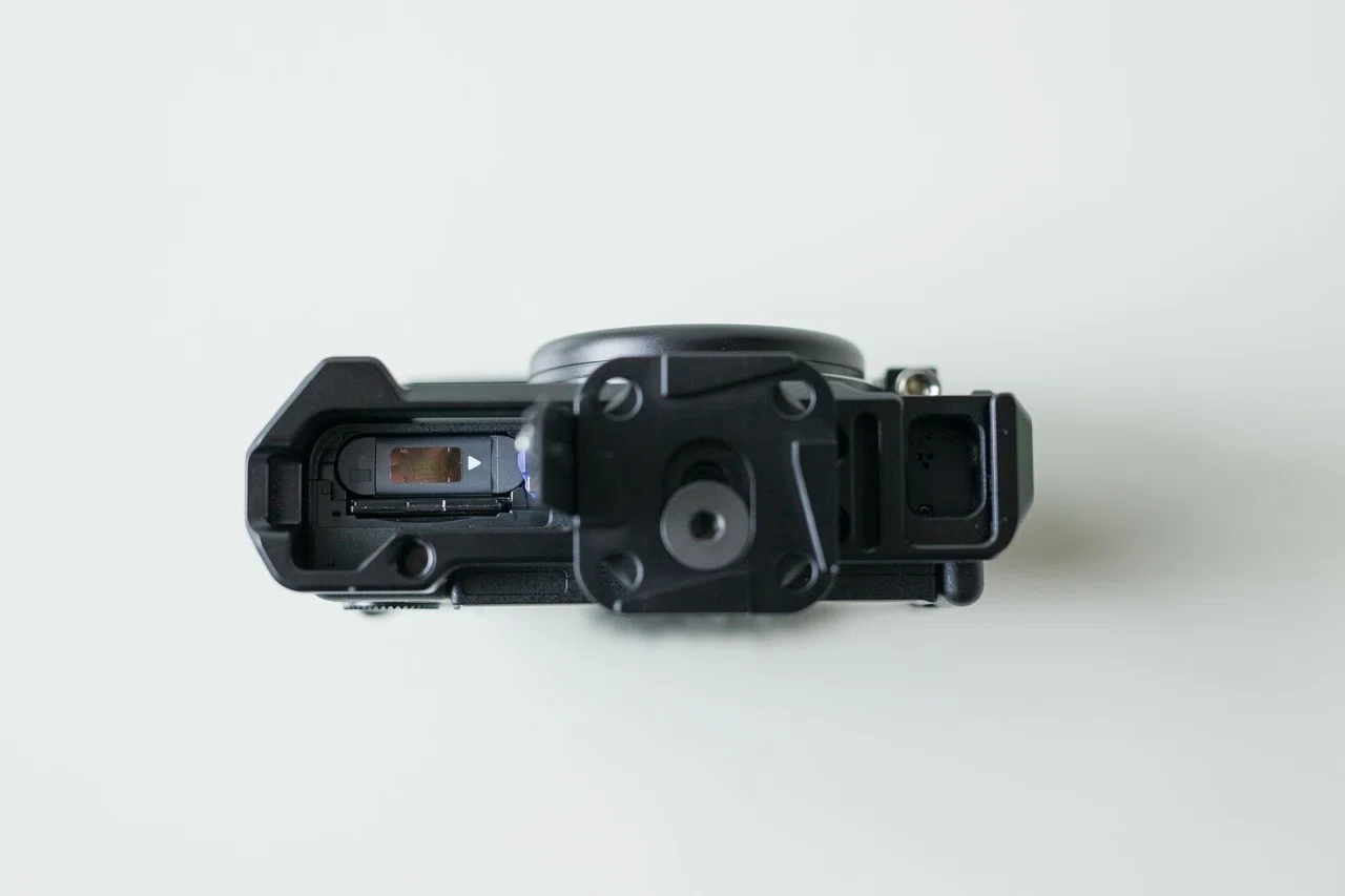 014 ソニーの最強Vlogカメラ「ZV-1」を完全体に！デメリット全てを解決