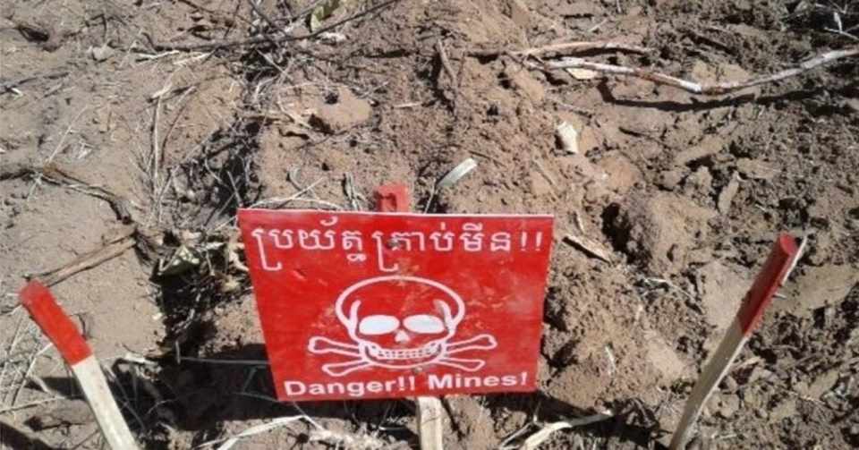 カンボジア 新型コロナウイルスに配慮しながらカンボジアの地雷撤去 鬼丸昌也 Note
