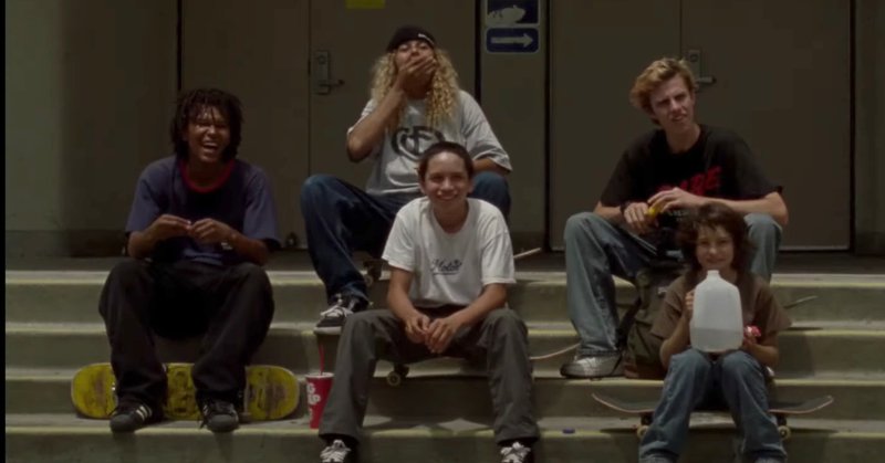 mid90s ミッドナインティーズ 世代を越えて理解できる心象風景 でも 私が知っている映画とは違う触感 谷口浩之 note