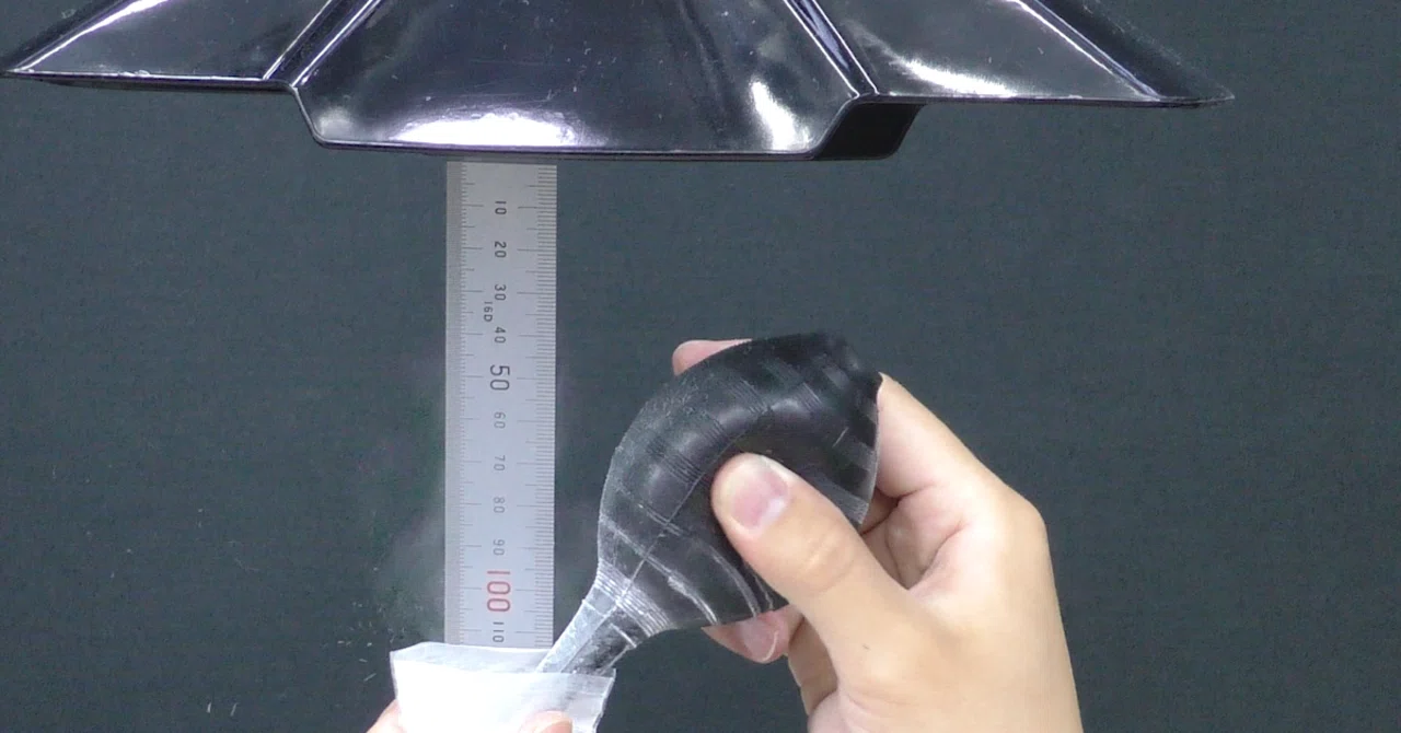 空気中のゴミを吸い取ってくれる道具の話。｜シーフォース株式会社