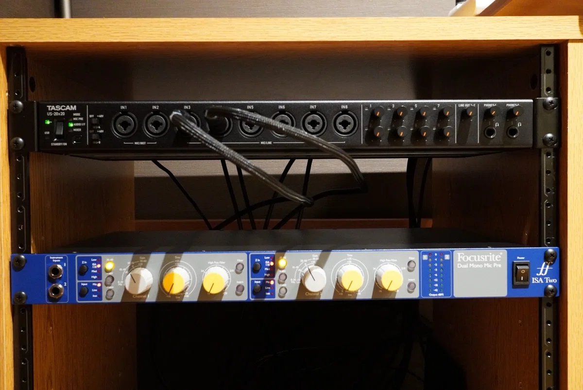 Focusrite ISAONEマイクプリアンプ 本体 電源コードのみ はぐ