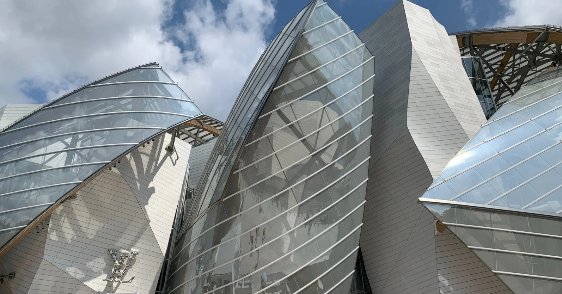 Fondation Louis Vuitton(フォンダシオン ルイ・ヴィトン)【パリ16区