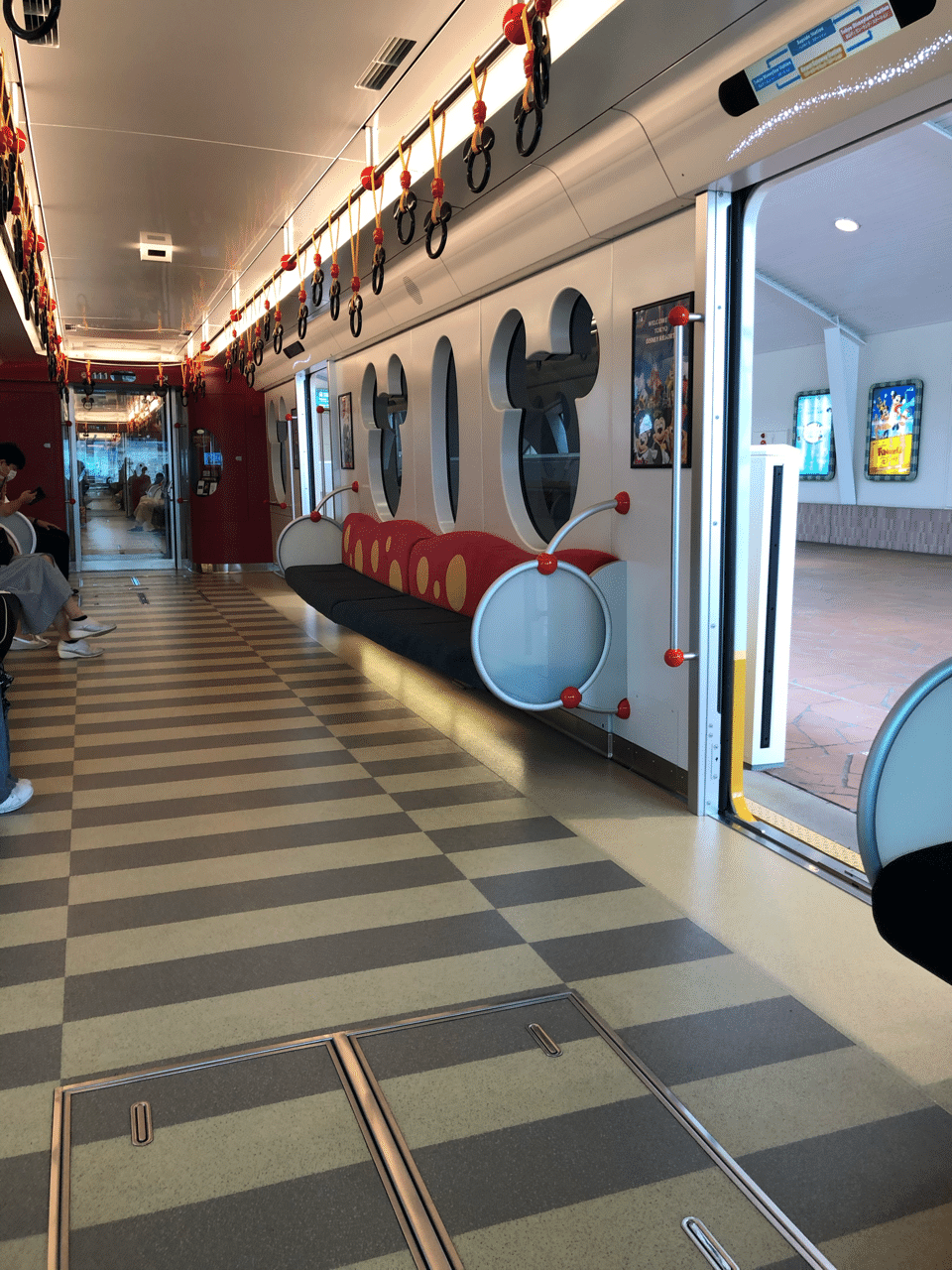 雑記 ディズニー旅行記 Part こんなに人がいないとは 9 17 きむ Note