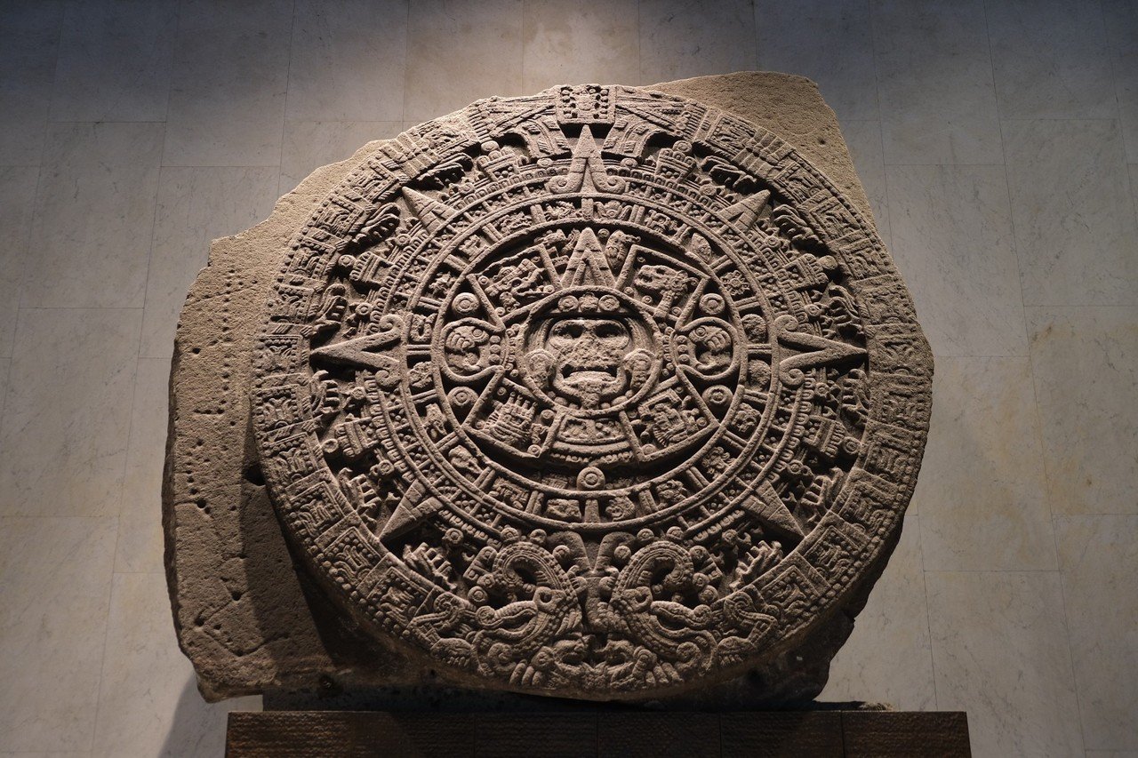 メキシコシティ 国立人類学博物館 古代のロマン大集結｜COCO