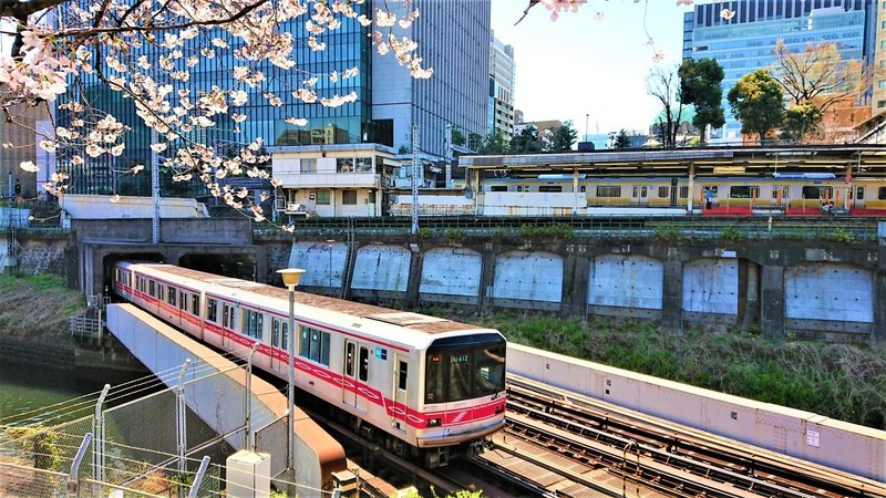 真ん中通るは中央 総武線 各駅停車 こさいん Cosine Travel Note