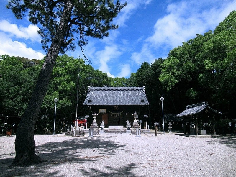 3一色町　八幡社社頭拝殿