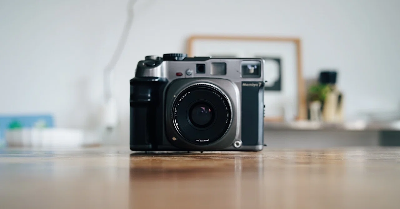 動作品✨️　Mamiya 7 【認定修理店様にてオーバーホール点検済】マミヤ 2026年最新】mamiya7の人気アイテム - メルカリ
