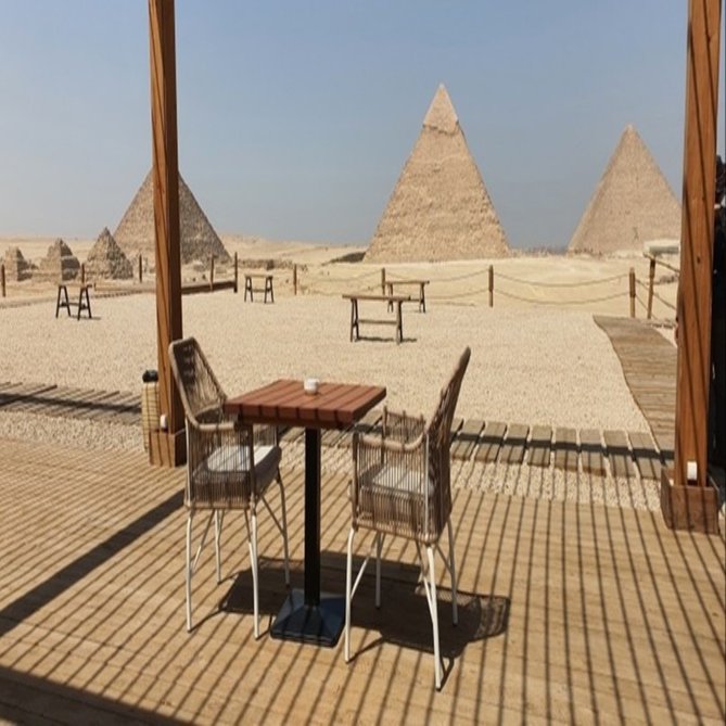 エジプトのピラミッドの写真