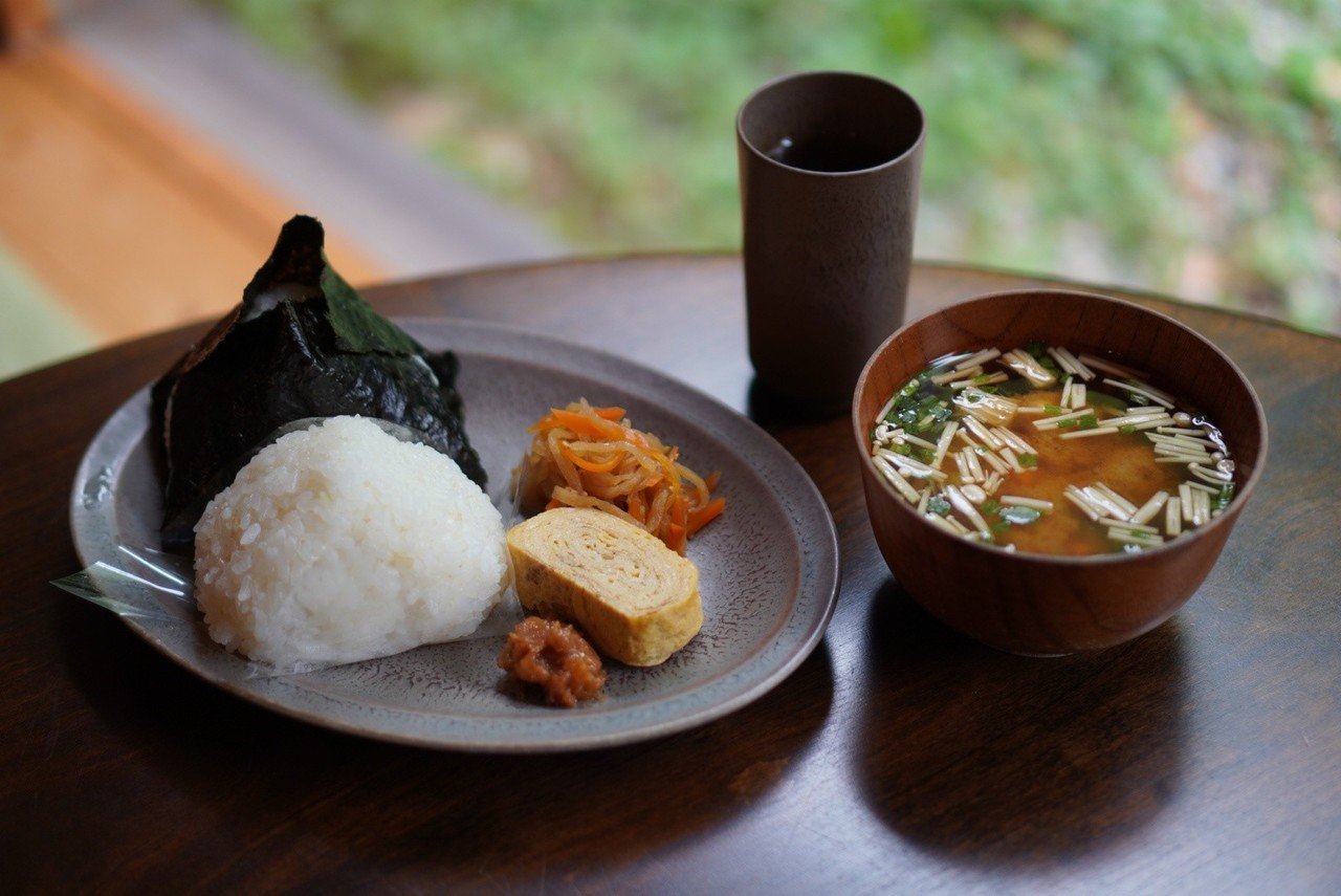 朝食ポーチュラカ 今回のプレオープンは昼ご飯の時間帯 実は私 朝ごはんは毎日ヨーグルトと紅茶だけなのだ 朝 はあまり食べれないのだ でもポーチュラカは行きたい どうしよう もちかえりにするか オゼキカナコ Note 朝食ポーチュラカ 今回のプレオープンは昼ご飯の時間帯 実は私 朝ごはんは毎日ヨーグルトと紅茶だけなのだ 朝 はあまり食べれないのだ でもポーチュラカは行きたい どうしよう もちかえりにするか オゼキカナコ Note