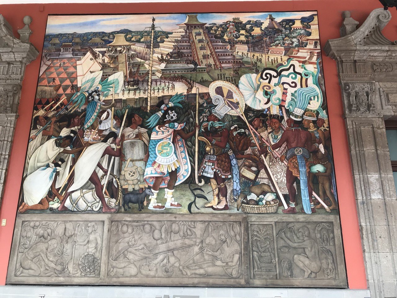 近代美術館・国立宮殿 メキシコ詩人との出会い｜COCO