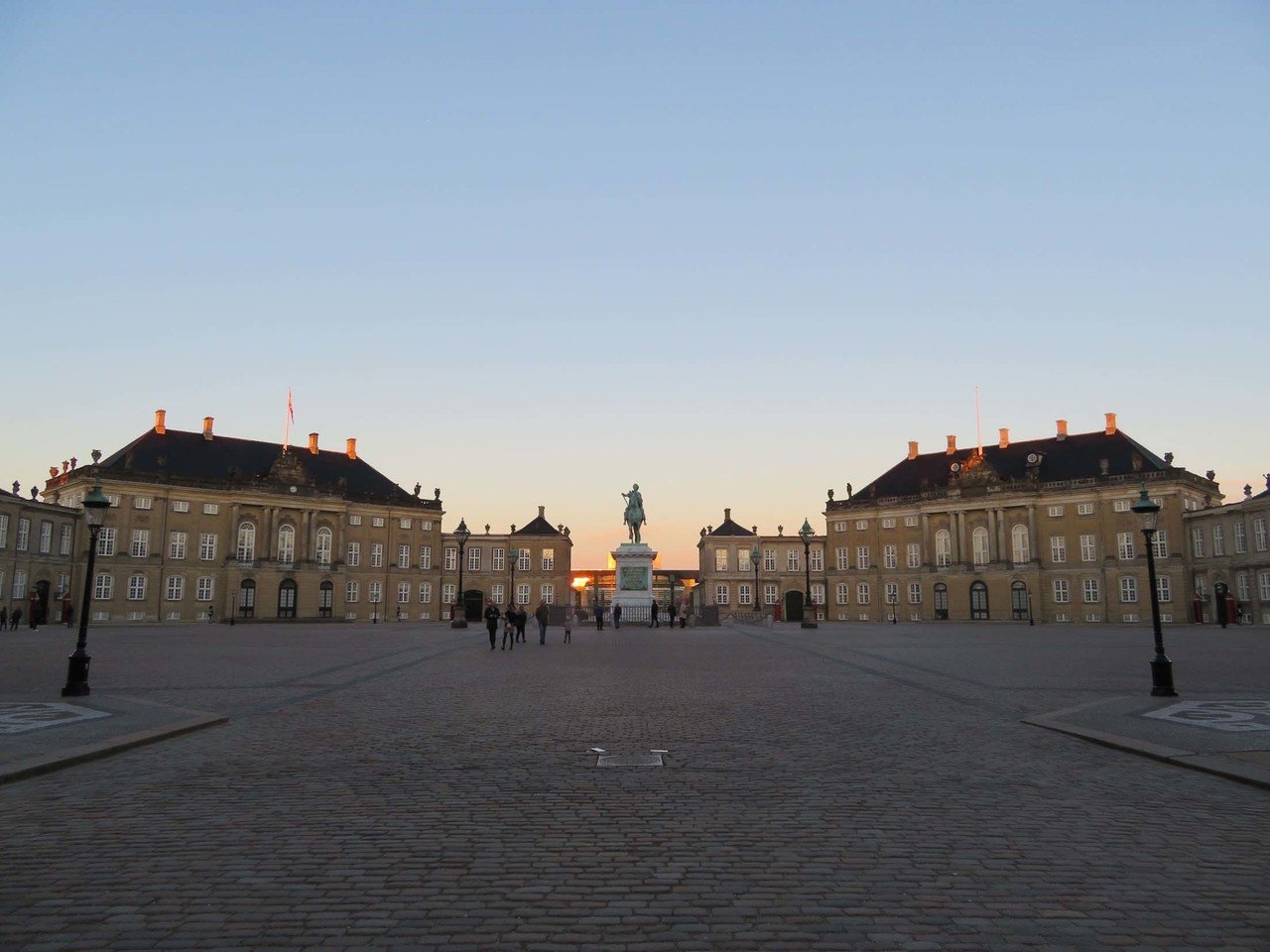 街 ワンダフル コペンハーゲン Hiroshi Kawajiri Note 街 ワンダフル コペンハーゲン Hiroshi Kawajiri Note