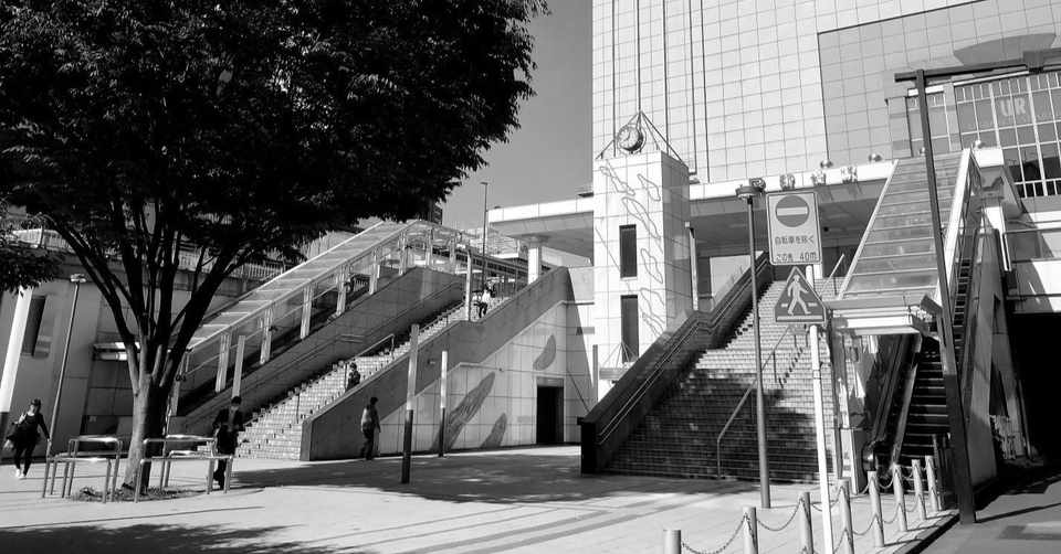 失恋して3年以上経った人限定の音楽記事を Mr Children Over あ Note