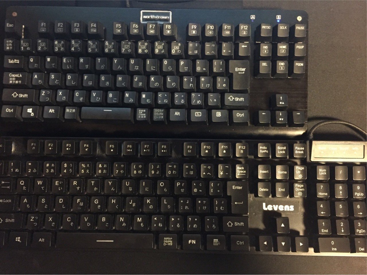 North Crown X-1】っていう青軸のメカニカルゲーミングキーボードを