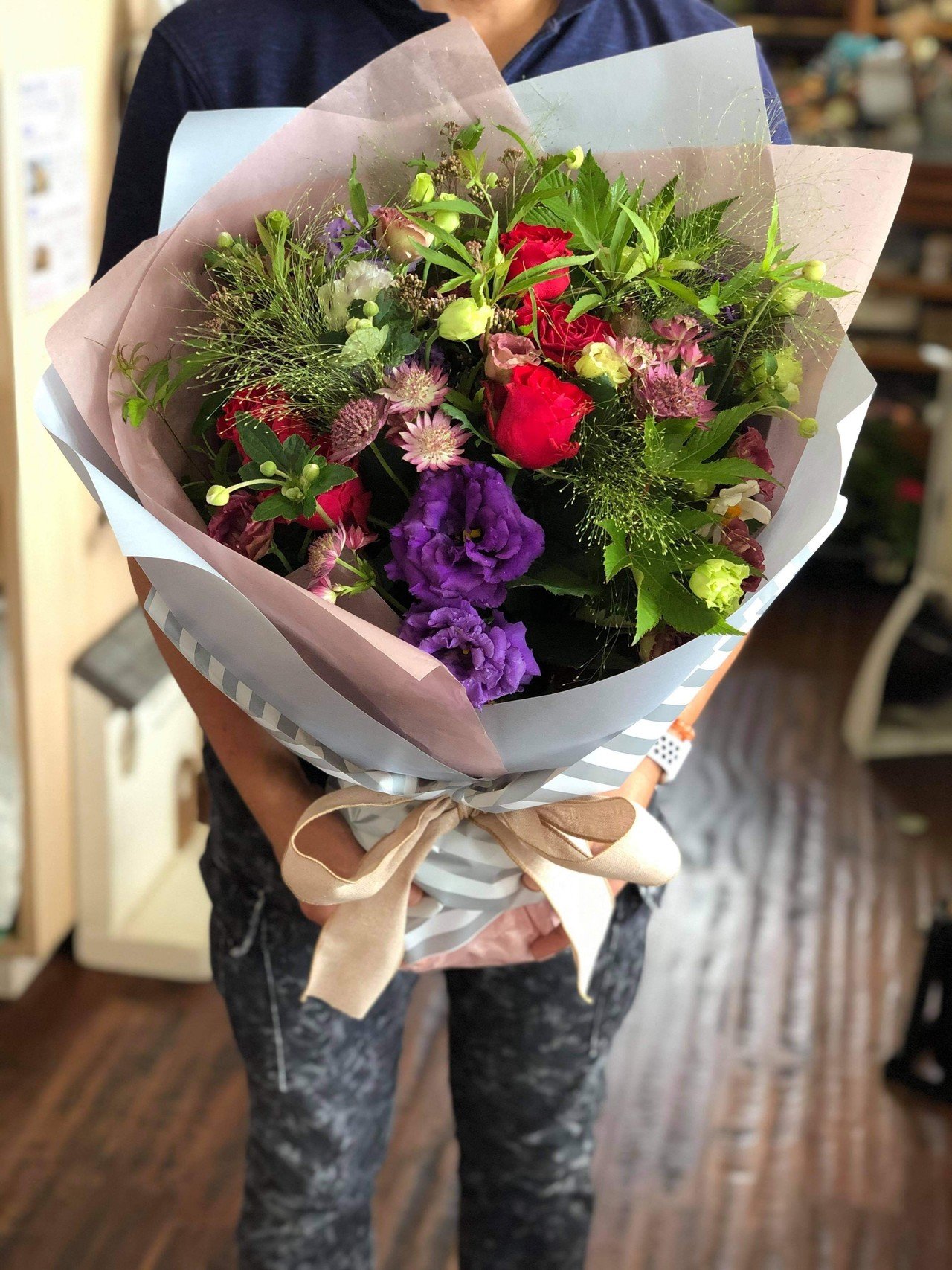 花束にはフローリストの優しさがたっぷり詰まっている 青木善則 フラワーディレクター Note 花束にはフローリストの優しさがたっぷり詰まっている 青木善則 フラワーディレクター Note