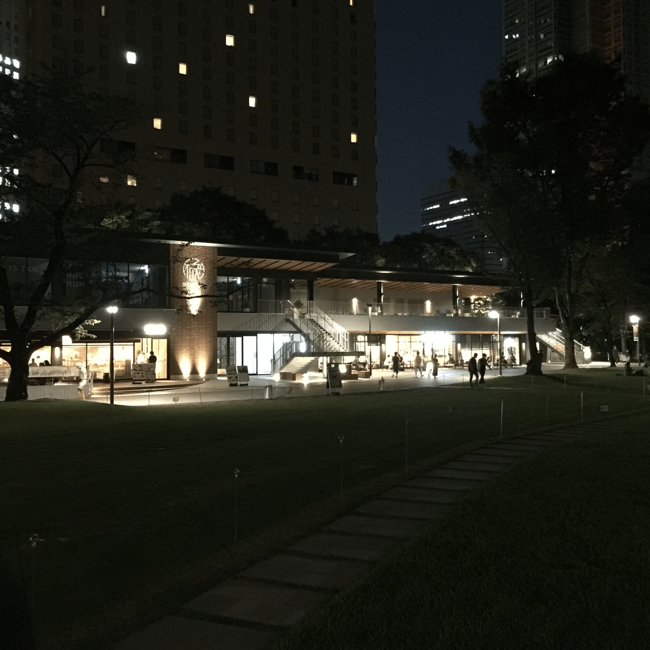 新宿中央公園が洒落乙になってた Antennair Note