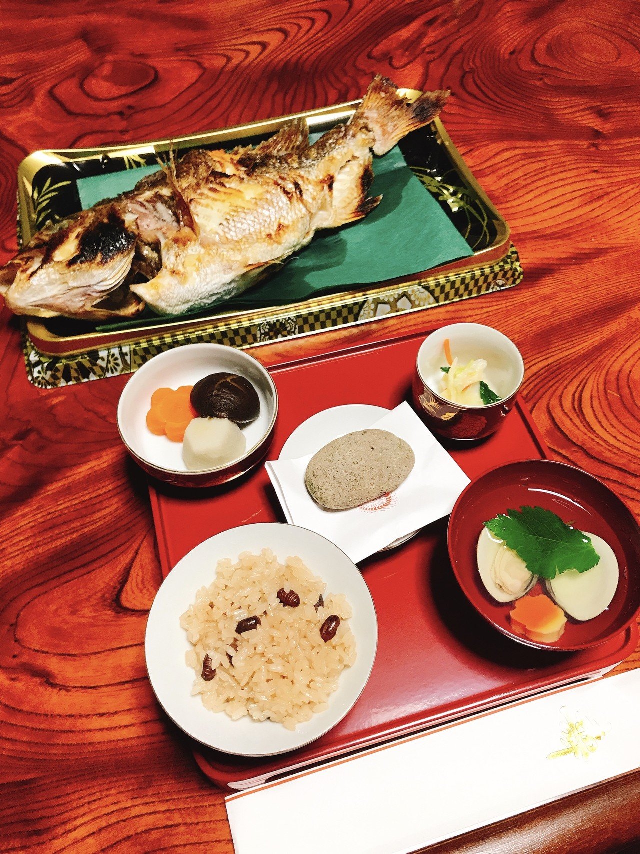 こんにちは Youkaです 生後4ヶ月を過ぎてお食い初めが出来ました この子 が一生食べ物に困らないように 毎日の食事で自分の身体が作られるので 料理を作る私に責任があることを心した日になりました 昔から Youka F Note こんにちは Youkaです 生後4ヶ月を過ぎてお食い初めが出来ました この子 が一生食べ物に困らないように 毎日の食事で自分の身体が作られるので 料理を作る私に責任があることを心した日になりました 昔から Youka F Note