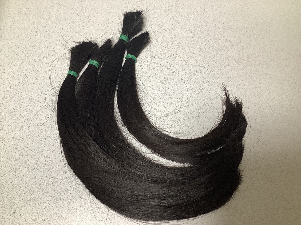 ショートヘアになりました シャンプー量 1 2 ドライヤー時間1 10 浮いた時間とケア代を別のことに使えそう 写真は ドネーション出来ますよ と美容師さんが束ねてくれた髪 ちょっと何だが カラーもパー 大澤ヒロコ Note